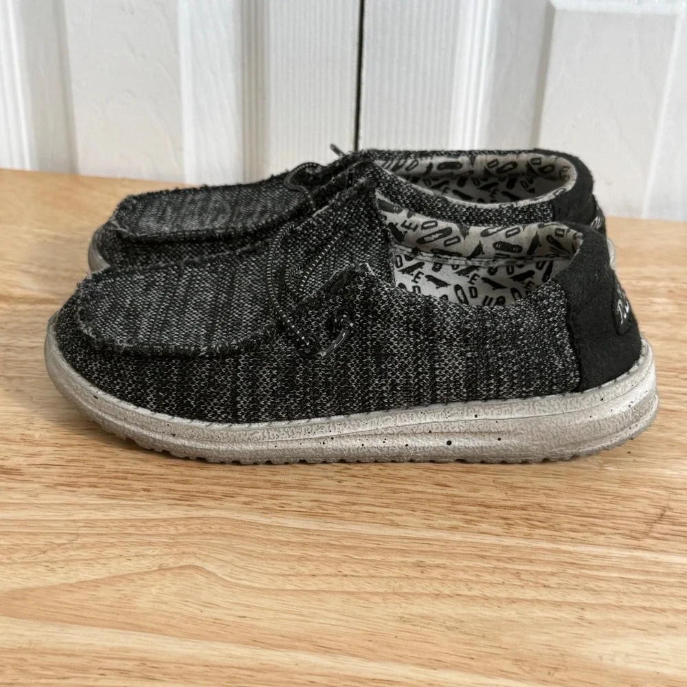 Hey Dude Wally Youth Sox Skater Size 1 Black Grey Marl Casual Slip On Loafer